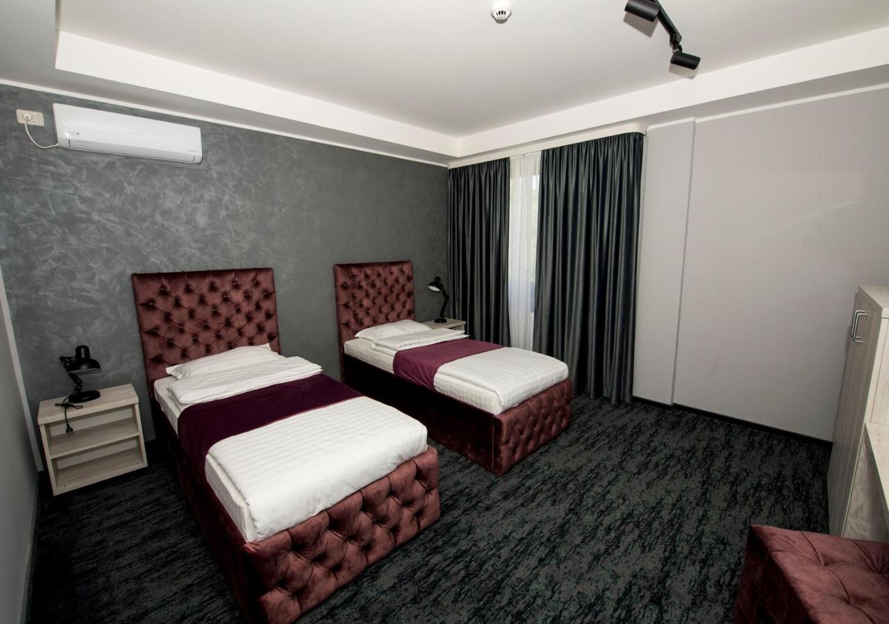 Zen Hotel Fokszany Zewnętrze zdjęcie