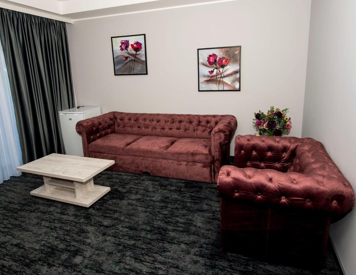 Zen Hotel Fokszany Zewnętrze zdjęcie