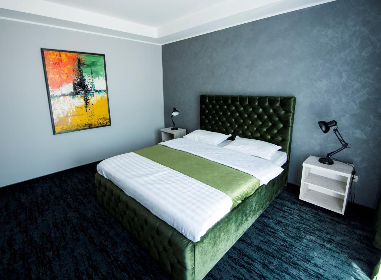Zen Hotel Fokszany Zewnętrze zdjęcie