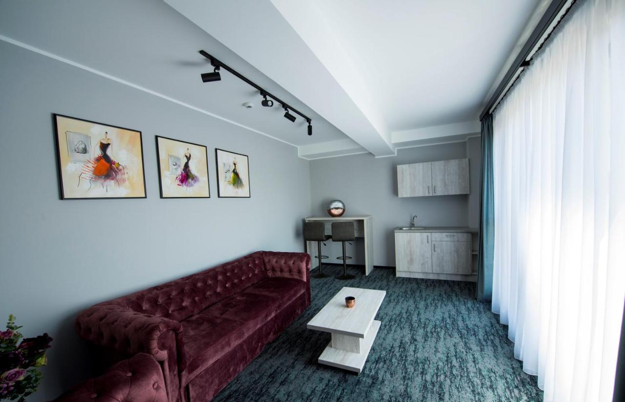 Zen Hotel Fokszany Zewnętrze zdjęcie