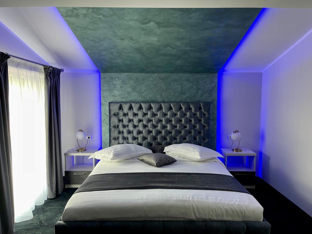 Zen Hotel Fokszany Zewnętrze zdjęcie