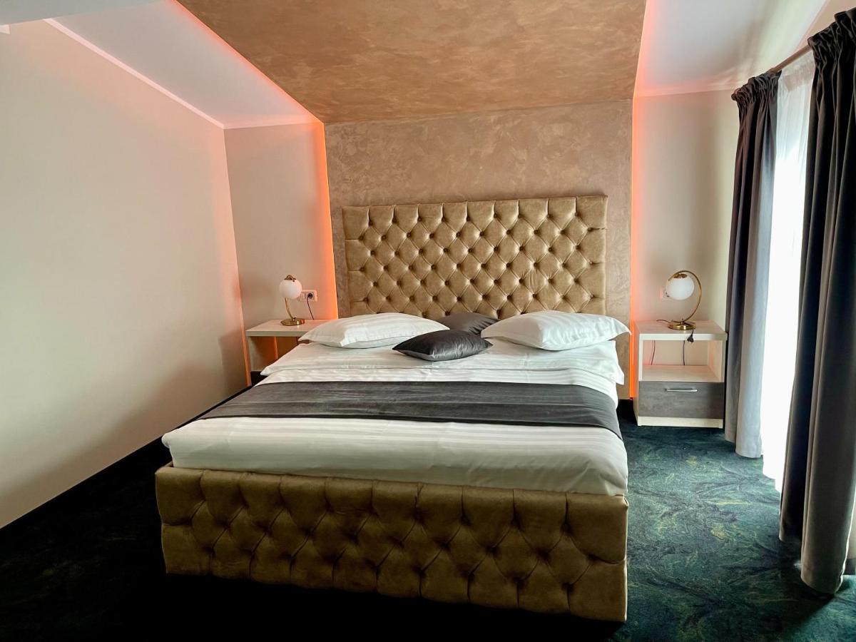 Zen Hotel Fokszany Zewnętrze zdjęcie