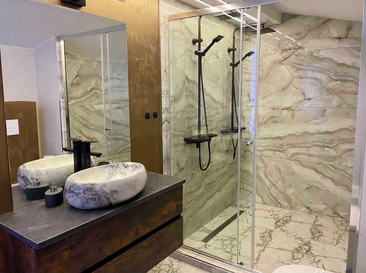 Zen Hotel Fokszany Zewnętrze zdjęcie